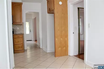 424 Lafayette Ave 1st Floor #1st Floor, Hawthorne, NJ 07506 - Photo 8