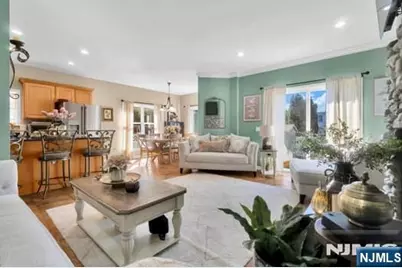 30 Waldwick Avenue, Waldwick, NJ 07463 - Photo 10