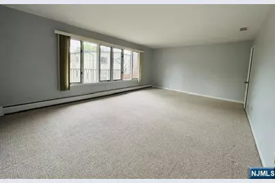 1385 15th Street 2nd Fl #2nd FL, Fort Lee, NJ 07024 - Photo 2
