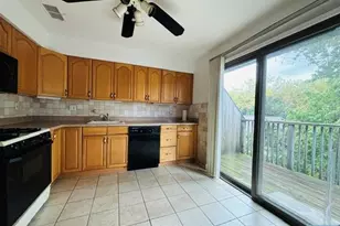1385 15th Street 2nd Fl, Fort Lee, NJ 07024 - Photo 1
