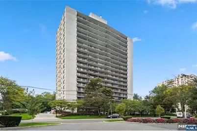 277 Prospect Avenue 6B #6B, Hackensack, NJ 07601 - Photo 1
