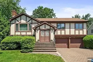 620 Alacci Way, River Vale Township, NJ 07675 - Photo 1