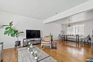 620 Alacci Way, River Vale Township, NJ 07675 - Photo 4