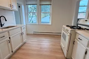 536 Lake Ave, Lyndhurst Township, NJ 07071 - Photo 6