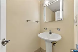 800 Palisade Ave 807, Fort Lee, NJ 07024 - Photo 18
