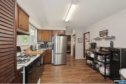 91 Legion Place, Hillsdale, NJ 07642 - Photo 14