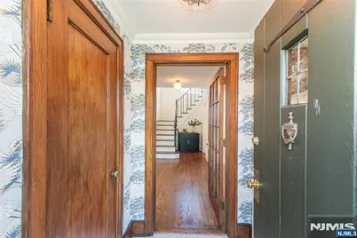 496 Ridgewood Avenue, Glen Ridge, NJ 07028 - Photo 4