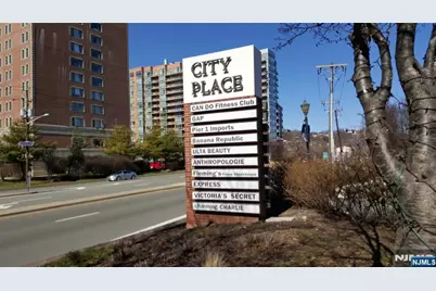 6104 City Place, Edgewater, NJ 07020 - Photo 2
