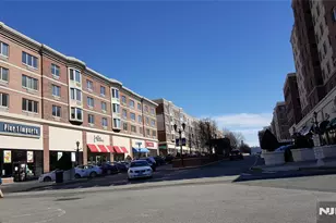 6104 City Pl, Edgewater, NJ 07020 - Photo 1