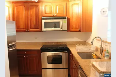 6104 City Place, Edgewater, NJ 07020 - Photo 6