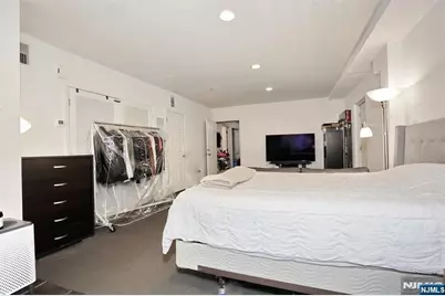 27 Lawton Avenue C0027 #C0027, Cliffside Park, NJ 07010 - Photo 30