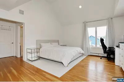 27 Lawton Avenue C0027 #C0027, Cliffside Park, NJ 07010 - Photo 16
