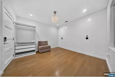 9 Somerset Lane 410 #410, Edgewater, NJ 07020 - Photo 12