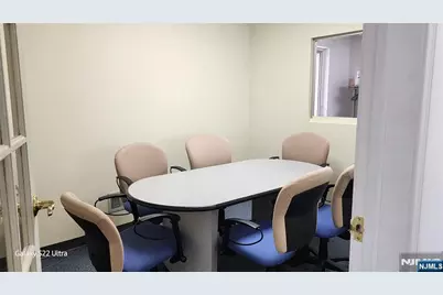 474 Sylvan Avenue 2nd Floor, Unit #2nd Floor, Unit, Englewood Cliffs, NJ 07632 - Photo 8