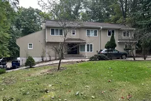 51 Weiss Rd, Upper Saddle River, NJ 07458 - Photo 1