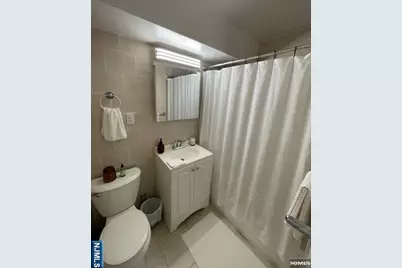 285 Aycrigg Avenue 14B #14B, Passaic, NJ 07055 - Photo 12