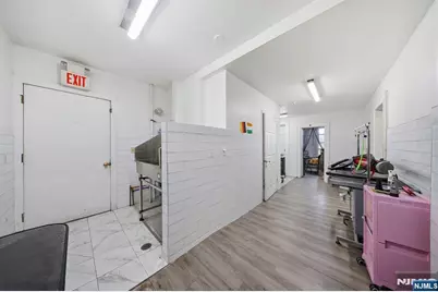 220 Park Avenue, East Rutherford, NJ 07073 - Photo 8