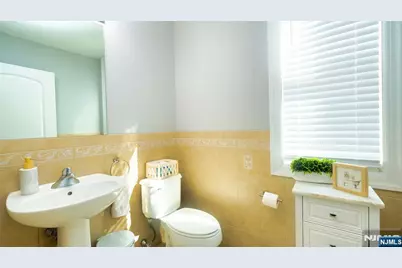 3 Doris Lane, Wallington, NJ 07057 - Photo 16