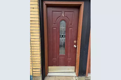 4 W Washington Place 4 #4, Palisades Park, NJ 07650 - Photo 1