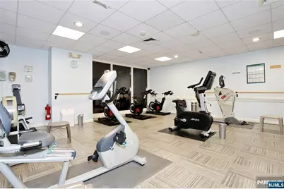 770 Anderson Avenue 5F #5F, Cliffside Park, NJ 07010 - Photo 36