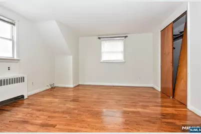 391 Macarthur Avenue, Garfield, NJ 07026 - Photo 6
