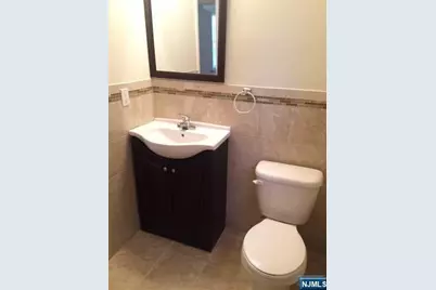 538 Hamilton Street 2 #2, Harrison, NJ 07029 - Photo 6