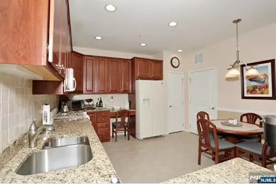 5111 Warrens Way, Wanaque, NJ 07465 - Photo 16