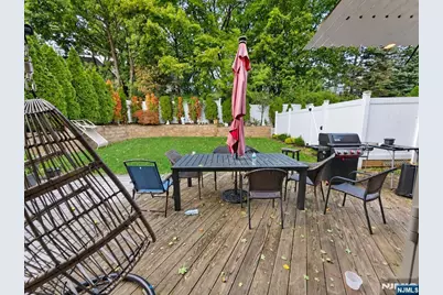 52 14th Street 1st Floor #1st Floor, Hawthorne, NJ 07506 - Photo 18