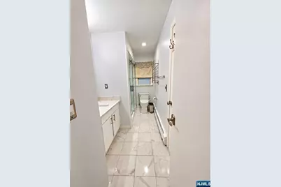 52 14th Street 1st Floor #1st Floor, Hawthorne, NJ 07506 - Photo 12