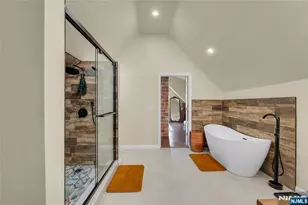 728 Stewart St, Ridgefield, NJ 07657 - Photo 22