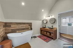 728 Stewart St, Ridgefield, NJ 07657 - Photo 20