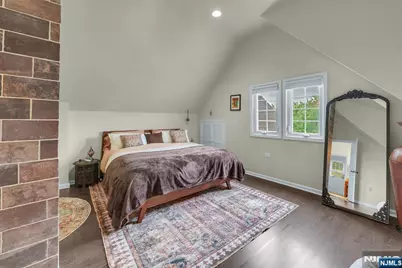 728 Stewart Street, Ridgefield, NJ 07657 - Photo 16