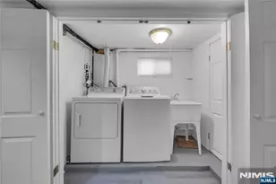 728 Stewart St, Ridgefield, NJ 07657 - Photo 32