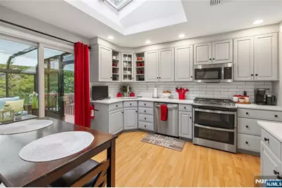 2 Benson Avenue, Westwood, NJ 07675 - Photo 8