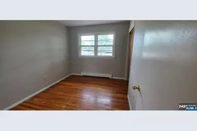 311 Rutherford Boulevard, Clifton, NJ 07014 - Photo 10