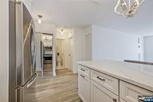 555 North Ave 17L, Fort Lee, NJ 07024 - Photo 6
