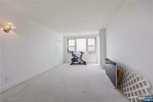 555 North Ave 17L, Fort Lee, NJ 07024 - Photo 8
