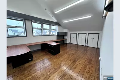107 Stuyvesant Avenue 201 #201, Lyndhurst Township, NJ 07071 - Photo 10