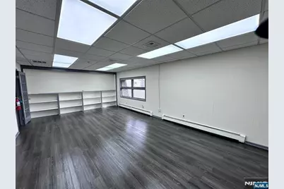 107 Stuyvesant Avenue 202 #202, Lyndhurst Township, NJ 07071 - Photo 6