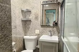 139 Roosevelt Ave, Jersey City, NJ 07304 - Photo 24