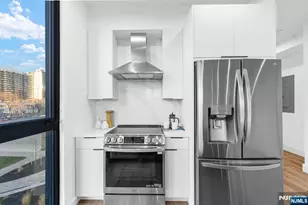 223 Main Street 1, Fort Lee, NJ 07024 - Photo 4