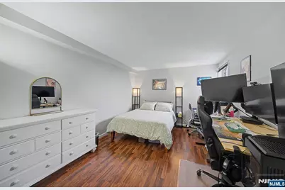 2000 Linwood Avenue 12N #12N, Fort Lee, NJ 07024 - Photo 12