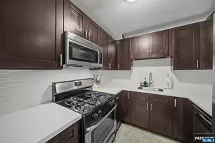 2000 Linwood Ave 12N, Fort Lee, NJ 07024 - Photo 6