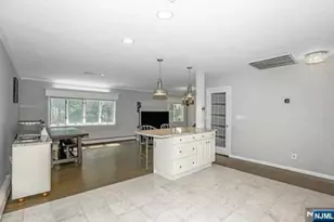 294 Continental Ave, River Edge, NJ 07661 - Photo 6