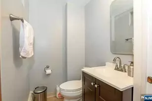 294 Continental Ave, River Edge, NJ 07661 - Photo 18