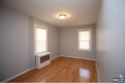 222 Irving Place 4 #4, Lyndhurst Township, NJ 07071 - Photo 8
