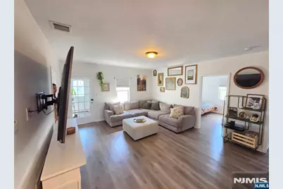 190 Stevens Avenue First Floor #First Floor, Cedar Grove, NJ 07009 - Photo 6