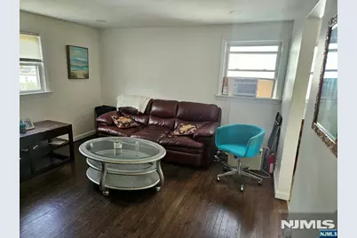 297 Prospect Avenue 2 #2, Bergenfield, NJ 07621 - Photo 2