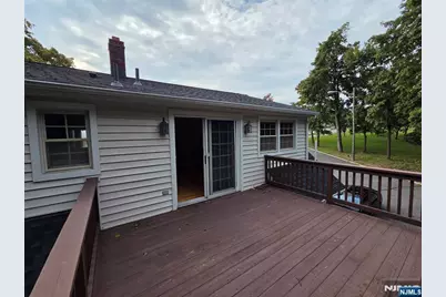 857 Pompton Avenue, Cedar Grove, NJ 07009 - Photo 14