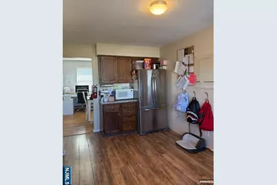11 North Street 2 #2, Elmwood Park, NJ 07407 - Photo 2